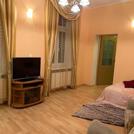 Margo Apartman การ์โลวีวารี ภายนอก รูปภาพ
