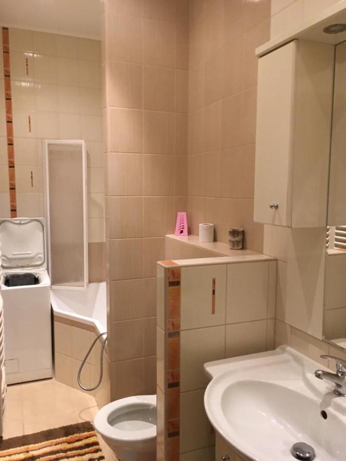 Margo Apartman การ์โลวีวารี ภายนอก รูปภาพ